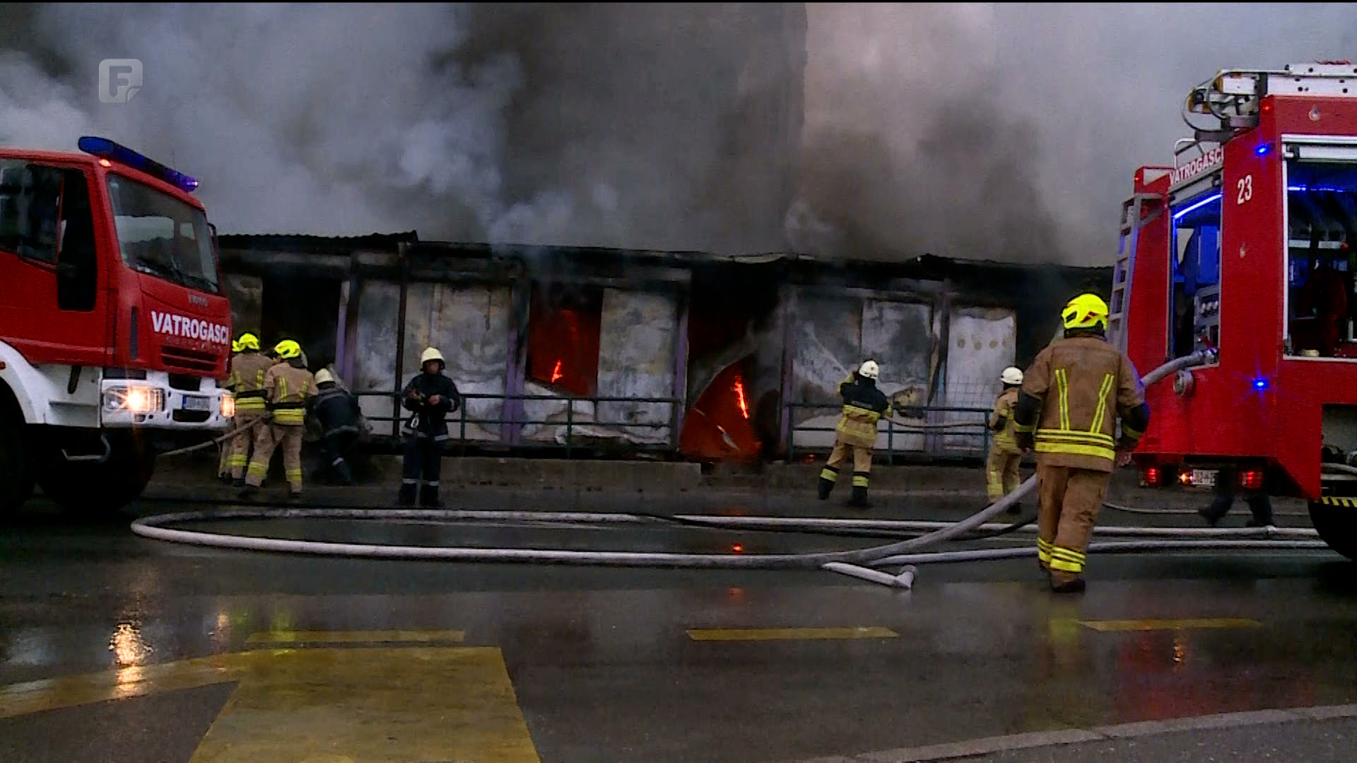 Šteta višemilionska, oštećena i obližnja zgrada, vlast će pomoći